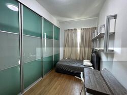 Landbay Condominium (D16), Condominium #505654441